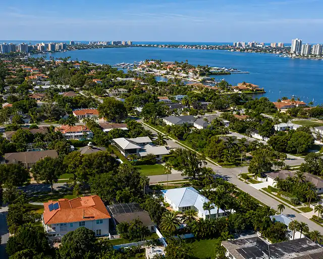 Hyper-local St Petersburg foreclosure and cash home buying expertise
